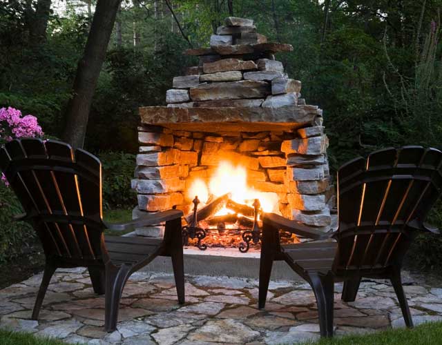 Gold Coast Outdoor Fireplace